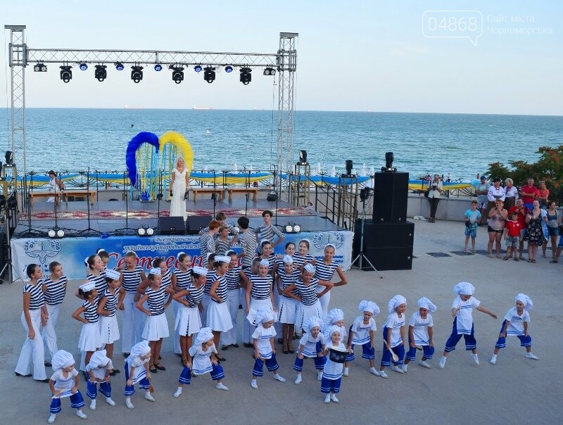 Около 1000 человек стали участниками Всеукраинского фестив..., фото-39 Около 1000 человек стали участниками Всеукраинского фестиваля «Серпневий заспів» в Черноморске, фото-39