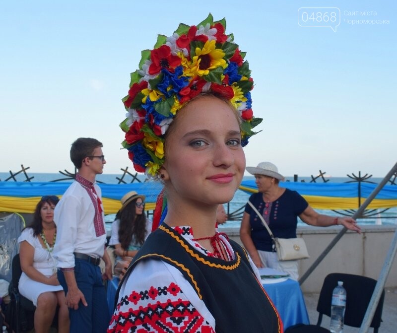 Около 1000 человек стали участниками Всеукраинского фестив..., фото-2 Около 1000 человек стали участниками Всеукраинского фестиваля «Серпневий заспів» в Черноморске, фото-2