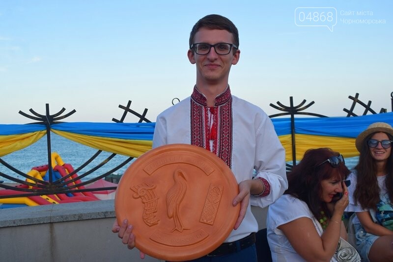 Около 1000 человек стали участниками Всеукраинского фестив..., фото-4 Около 1000 человек стали участниками Всеукраинского фестиваля «Серпневий заспів» в Черноморске, фото-4