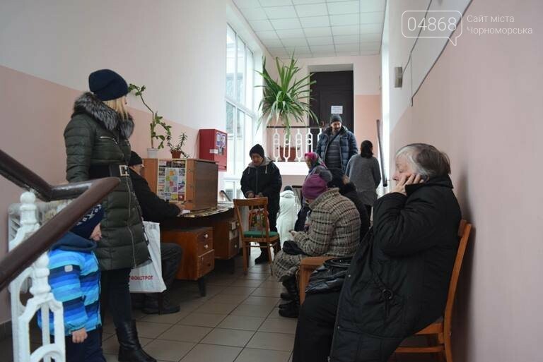 Сотни пенсионеров пришли в Управление социальной политики..., фото-4 Сотни пенсионеров пришли в Управление социальной политики Черноморска (видео), фото-4