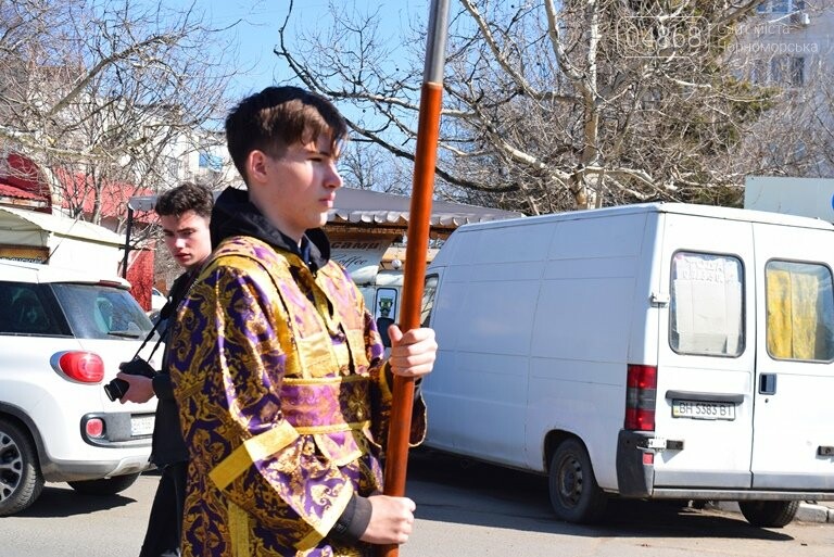 В Черноморске прошёл Крестный ход с молитвой о мире, фото-8 В Черноморске прошёл Крестный ход с молитвой о мире, фото-8
