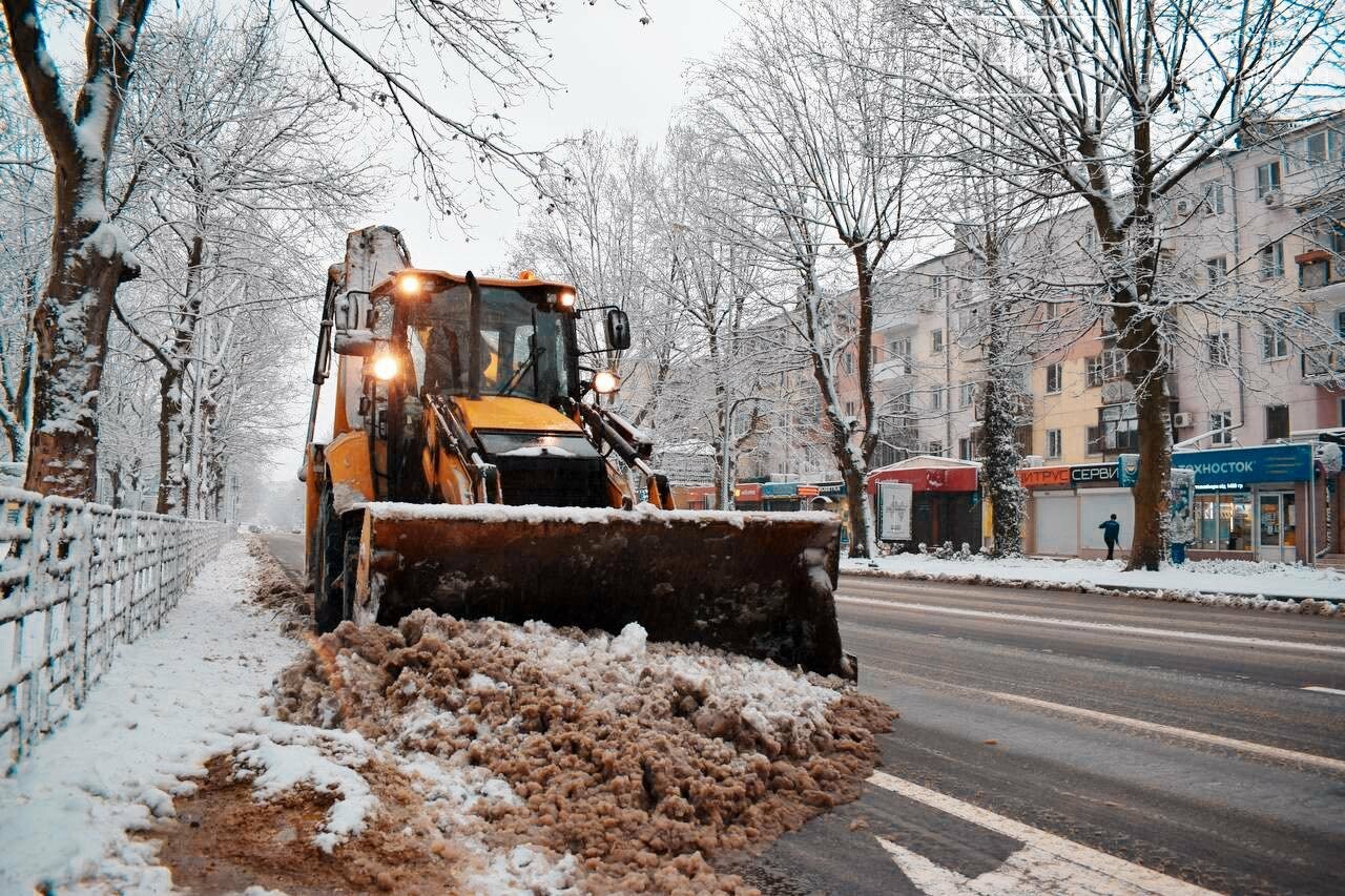 Циклон в Черноморске: необходимо соблюдать правила безопасности, фото-1