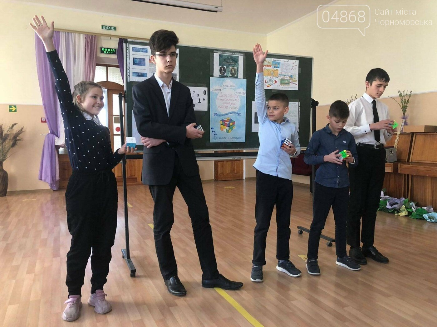 Черноморский школьник побил рекорд по быстрому сбору кубика Рубика, фото-6