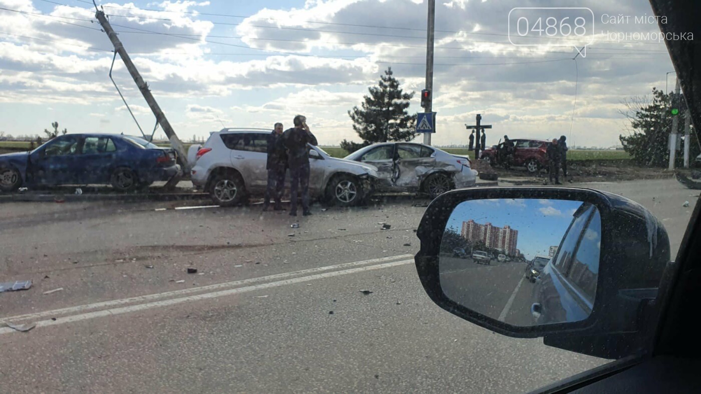 В Черноморске произошло масштабное ДТП (ОБНОВЛЕНО), фото-2