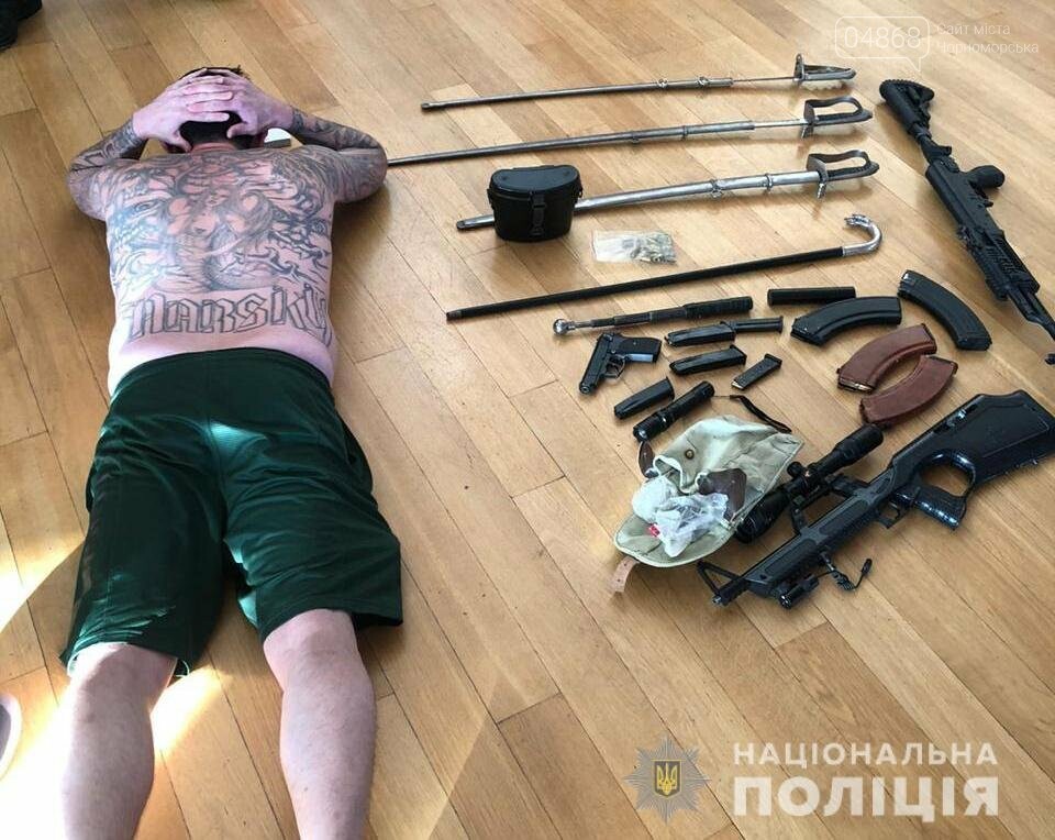 В Одессе адвокат и бывший полицейский незаконно завладели почти двадцатью квартирами, фото-3