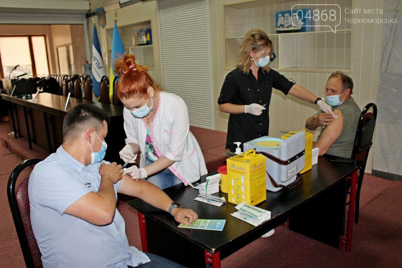 В порту Черноморска провели первый этап вакцинации от Covid-19 работников, фото-5