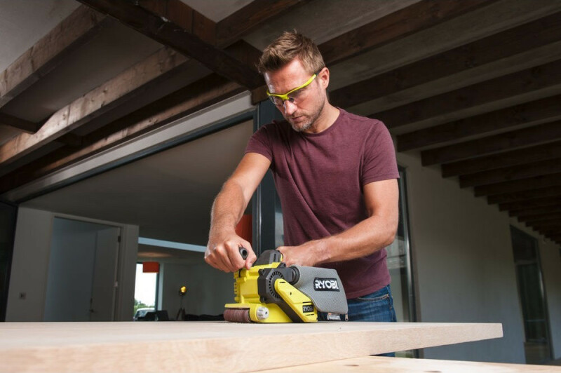 Машина ленточная шлифовальная аккумуляторная RYOBI R18BS-0 ONE+ - Зображення 4