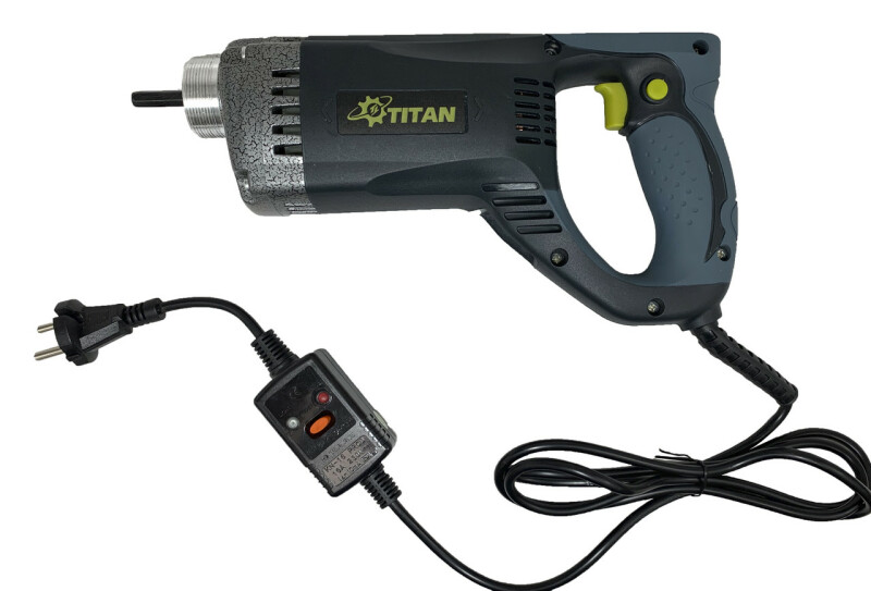 Глубинный вибратор для бетона TITAN PEV1200