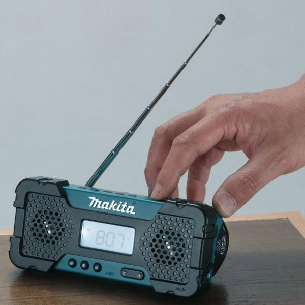 Аккумуляторный радиоприемник Makita MR051 - Зображення 1