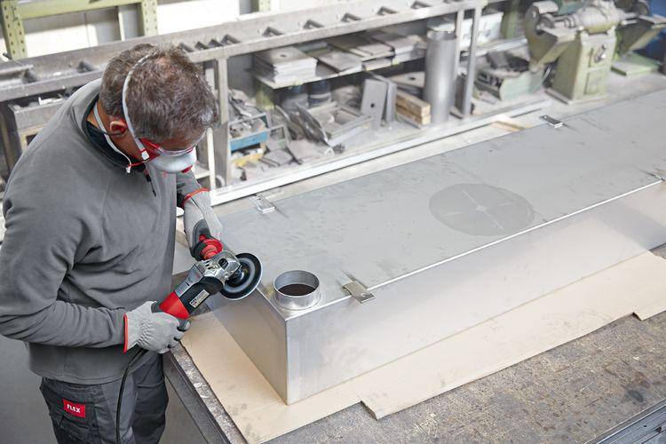 FLEX LE 14-7 125 INOX Угловая шлифовальная машина для обработки нержавеющих и легированных сталей - Зображення 2
