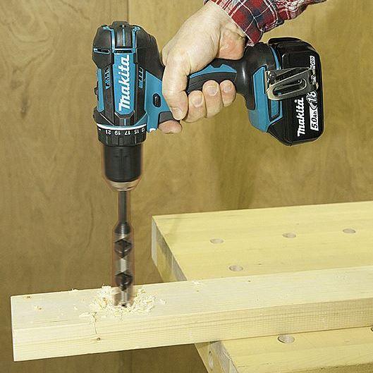 Аккумуляторная дрель-шуруповерт Makita DDF482Z