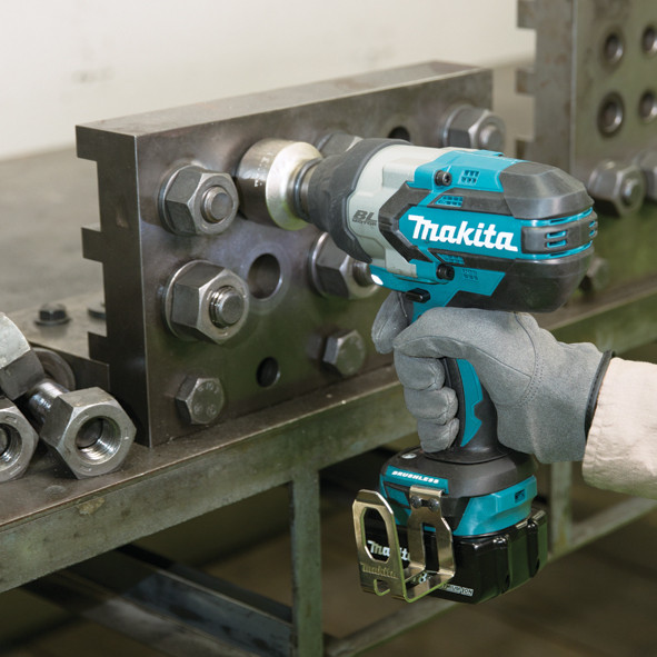 Аккумуляторный гайковерт Makita DTW1001Z - Зображення 2