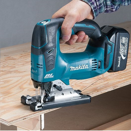 Аккумуляторный лобзик Makita DJV182Z - Зображення 1