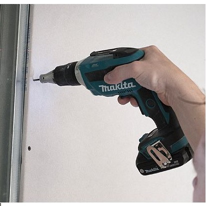 Аккумуляторный шуруповерт Makita DFS452Z - Зображення 1
