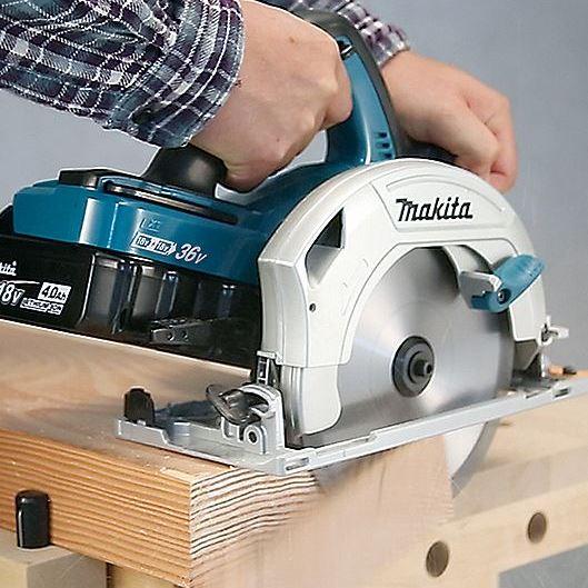 Аккумуляторная дисковая пила Makita DHS710Z - Зображення 1