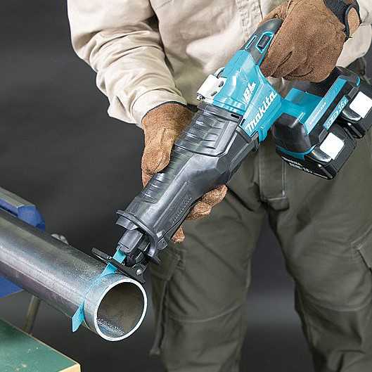 Аккумуляторная ножовка Makita DJR360Z - Зображення 2