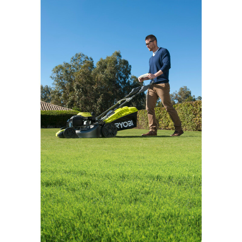 Самоходная бензиновая колесная газонокосилка с двигателем SUBARU™ 175 СМ³ RYOBI RLM46175S - Зображення 8
