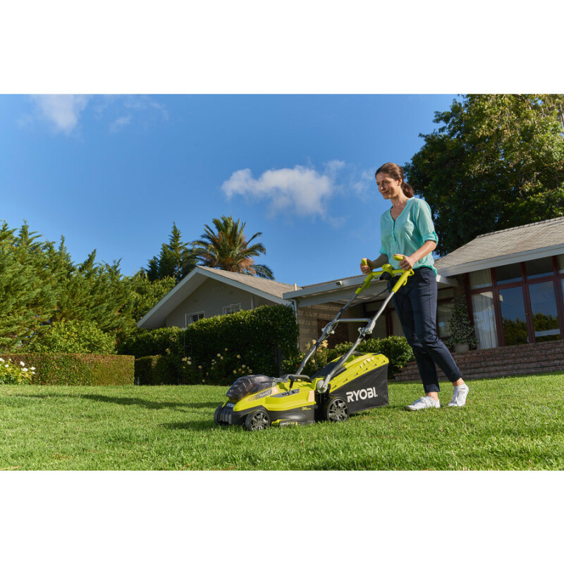 RYOBI RLM18C36H2 Гибридная (аккумуляторная и электрическая) газонокосилка, ширина скашивания 36см (2 x 2,5 Ач) - Зображення 2