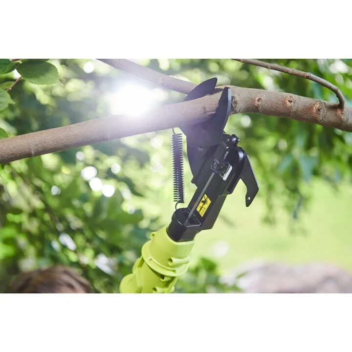 18В Аккумуляторный секатор RYOBI OLP1832BX - Зображення 1