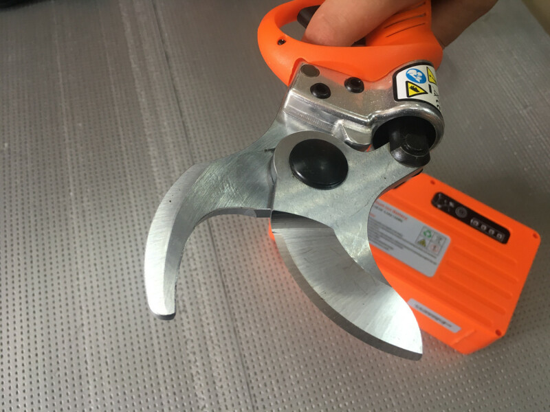 Аккумуляторный секатор SAKUMA SC-3602 - Зображення 3