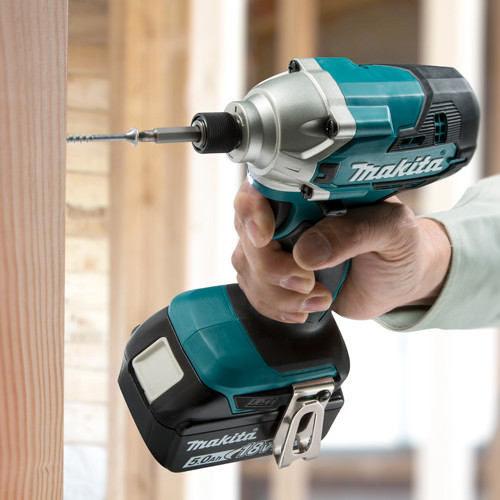 Аккумуляторный ударный винтоверт Makita DTD156Z (без АКБ) 155nm - Зображення 1