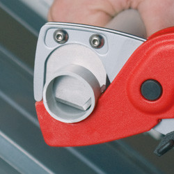 KNIPEX 90 20 185 Труборез для шлангов и защитных труб - Зображення 3