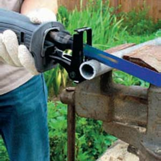 Аккумуляторная сабельная пила RYOBI CRS1803 - Зображення 1