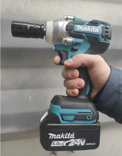 Аккумуляторный ударный гайковерт Makita DTW285 24V - Зображення 2