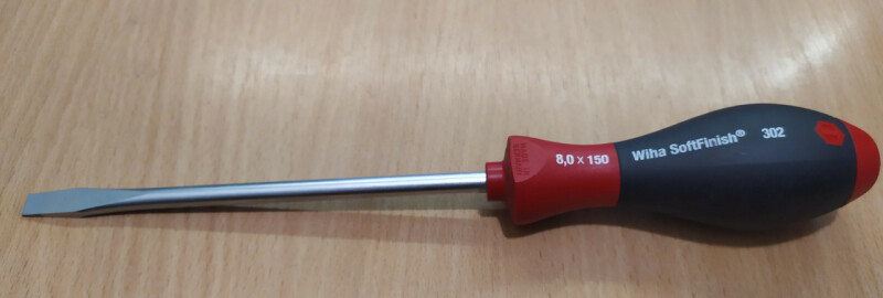 Отвертка прямой шлиц Wiha SoftFinish SL 8-150