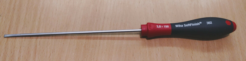 Отвертка прямой шлиц Wiha SoftFinish SL 3х150