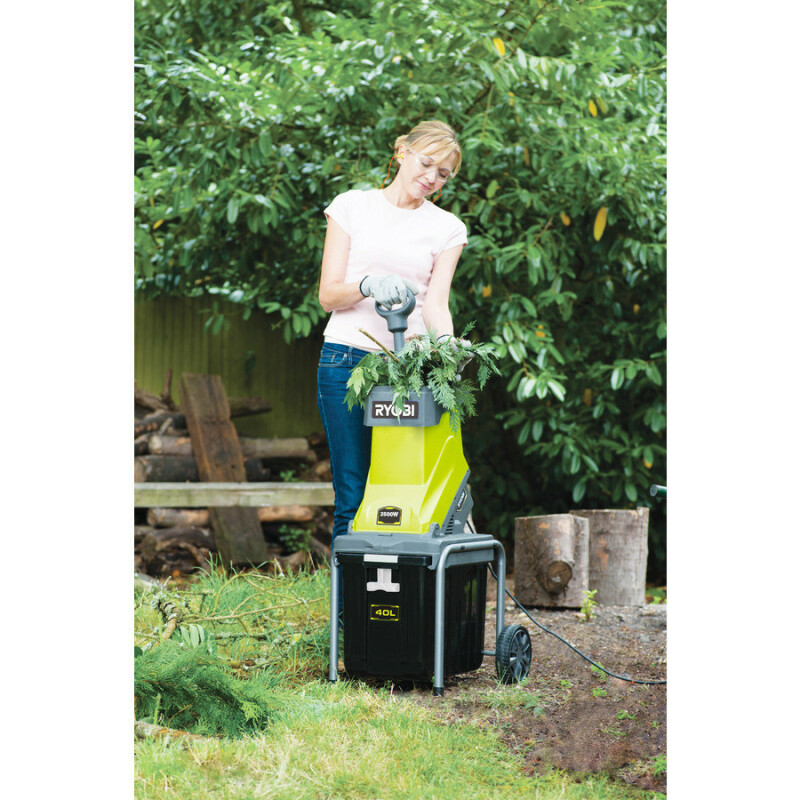Электрический измельчитель веток 2500W, RYOBI RSH2545B, максимальный диаметр ветвей 45 мм - Зображення 2