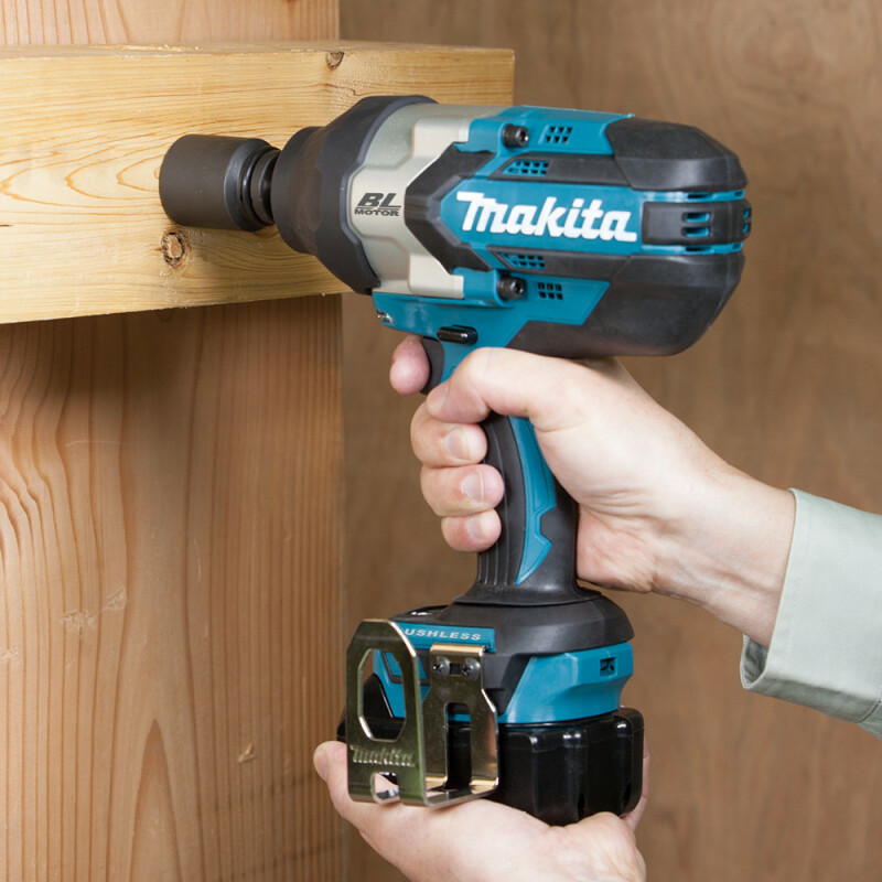 Бесщеточный аккумуляторный гайковерт Makita DTW1002RTJ (1000nm) - Зображення 5