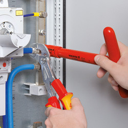 Клещи Knipex Cobra® VDE хромированные 250 мм Knipex 87 26 250 - Зображення 1