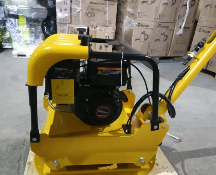 Реверсивная виброплита HONKER 29170 с двигателем Loncin G200F 122кг - Зображення 1