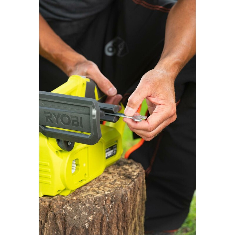 Аккумуляторная компактная цепная пила с шиной 20см RYOBI RY18CS20A-0 - Зображення 9