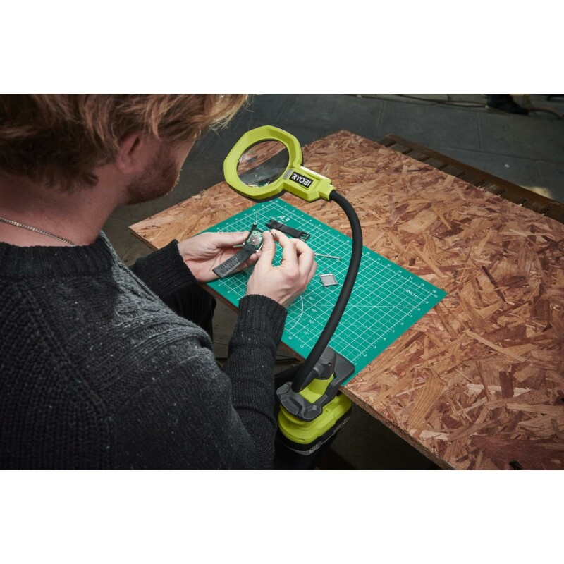 Аккумуляторный фонарь с увеличительной линзой RYOBI RML18-0 ONE+ - Зображення 5