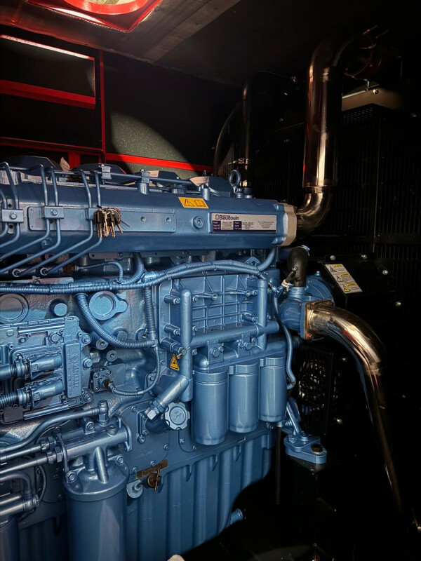 ГЕНЕРАТОР ДИЗЕЛЬНЫЙ DELTA DLT-B 825 (660KW) 6 цилиндровый - Зображення 9