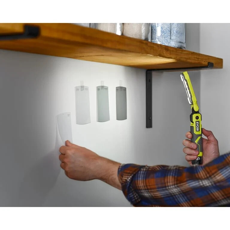 ФОНАРИК ИНСПЕКЦИОННЫЙ СКЛАДНОЙ НА МАГНИТЕ RYOBI 4V-USB RLI4-120G - Зображення 4