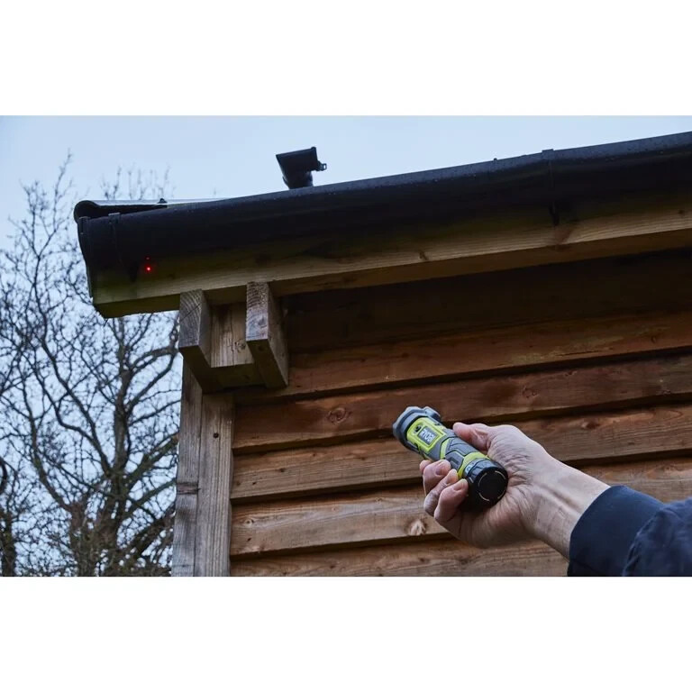 ФОНАРИК АККМУЛЯТОРНЫЙ RYOBI 4V поворотный, люмен 640, без аккумулятора и кабеля для зарядки - Зображення 4