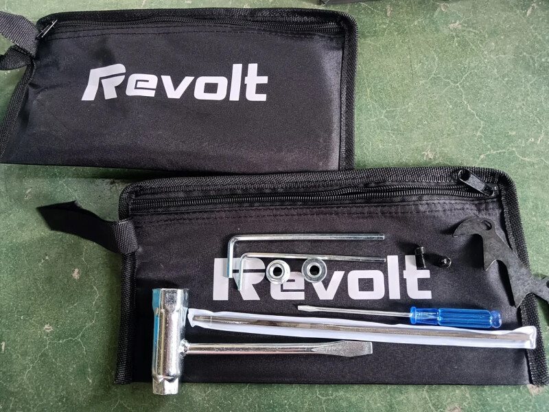 Пила цепная бензиновая Revolt GS4800 58 см³ - Зображення 4