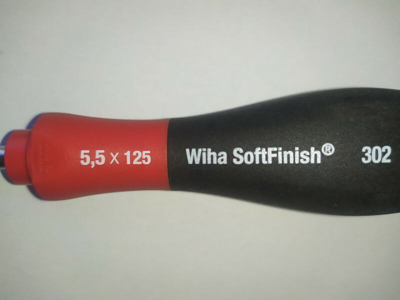 Отвертка шлицевая Wiha 302SF 5,5х125 SoftFinish - Зображення 1