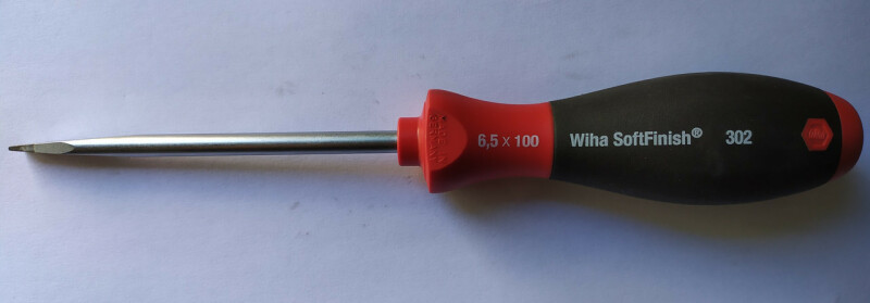 Отвертка шлицевая Wiha 302SF 6,5x100 SoftFinish