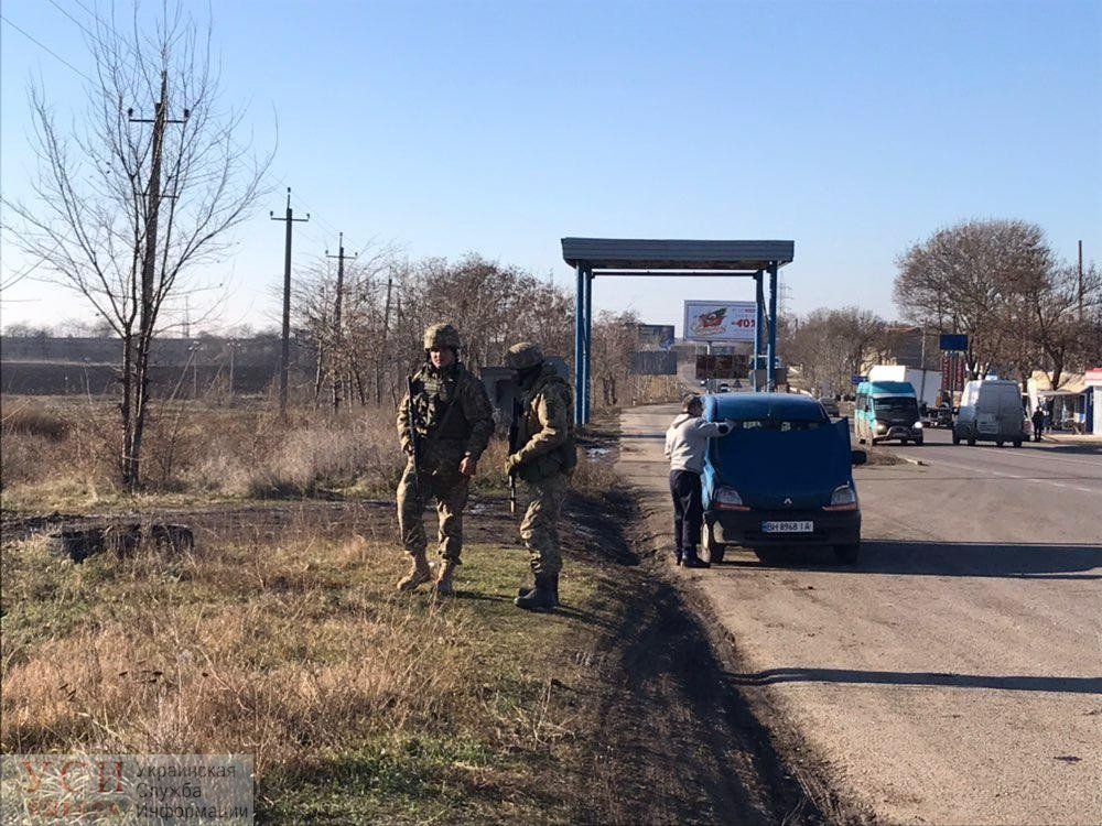 На въездах в Одессу появились военные с пулеметами и миноме..., фото-3 На въездах в Одессу появились военные с пулеметами и минометами , фото-3