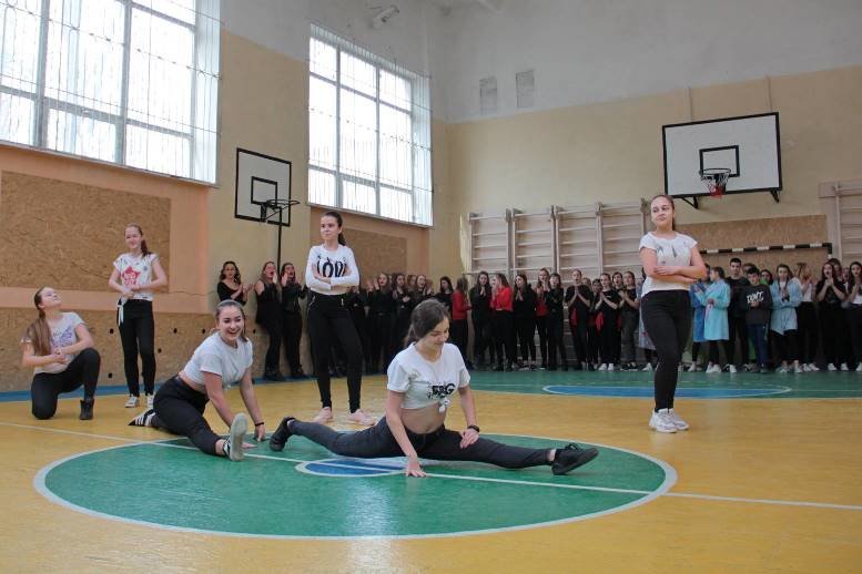 В Черноморске прошёл «Танцевальный микс», фото-14 В Черноморске прошёл «Танцевальный микс», фото-14