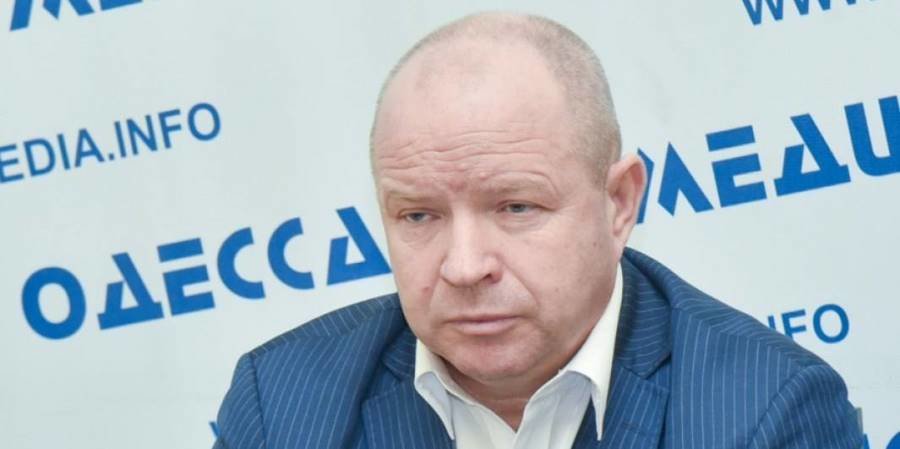 В Черноморске неизвестные повредили автомобиль депутата облсовета А... В Черноморске неизвестные повредили автомобиль депутата облсовета Алексея Кобыльникова, Анастасия Стрелецкая