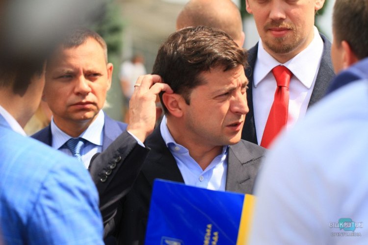 Зеленский ответил на петицию об уменьшении количества нардепов в Раде