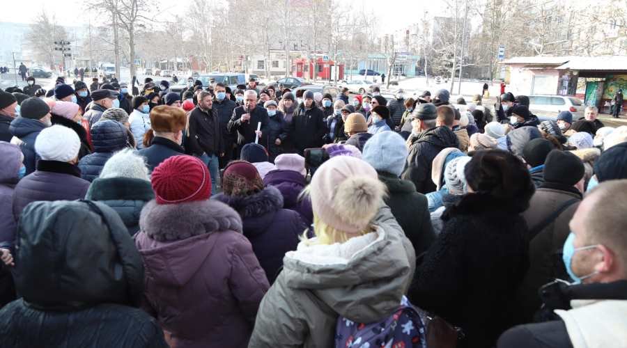 В Черноморске вновь провели митинг против повышения коммунальных тарифов
