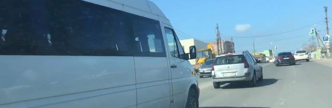 Под Черноморском из-за ДТП образовалась пробка
