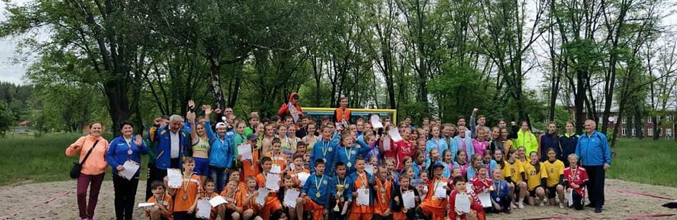 Спортсмены из Черноморска заняли призовые места на чемпионате Украины по пляжному гандболу