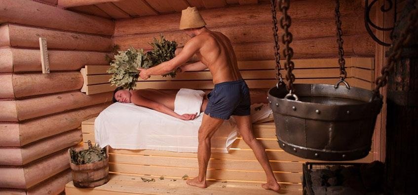 массаж веником в бане